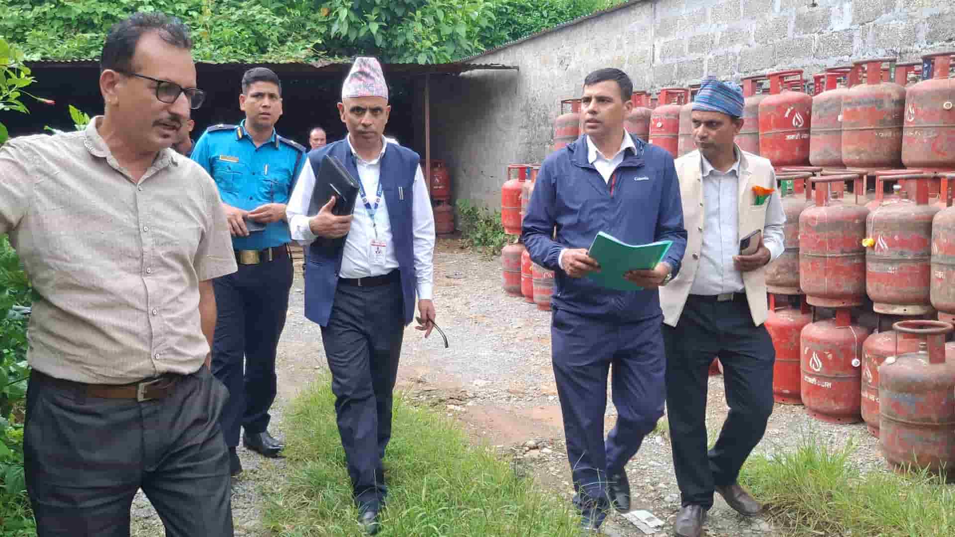 ५३ हजार बढी ग्यास सिलिन्डर काठमाडौँ पठाइयो