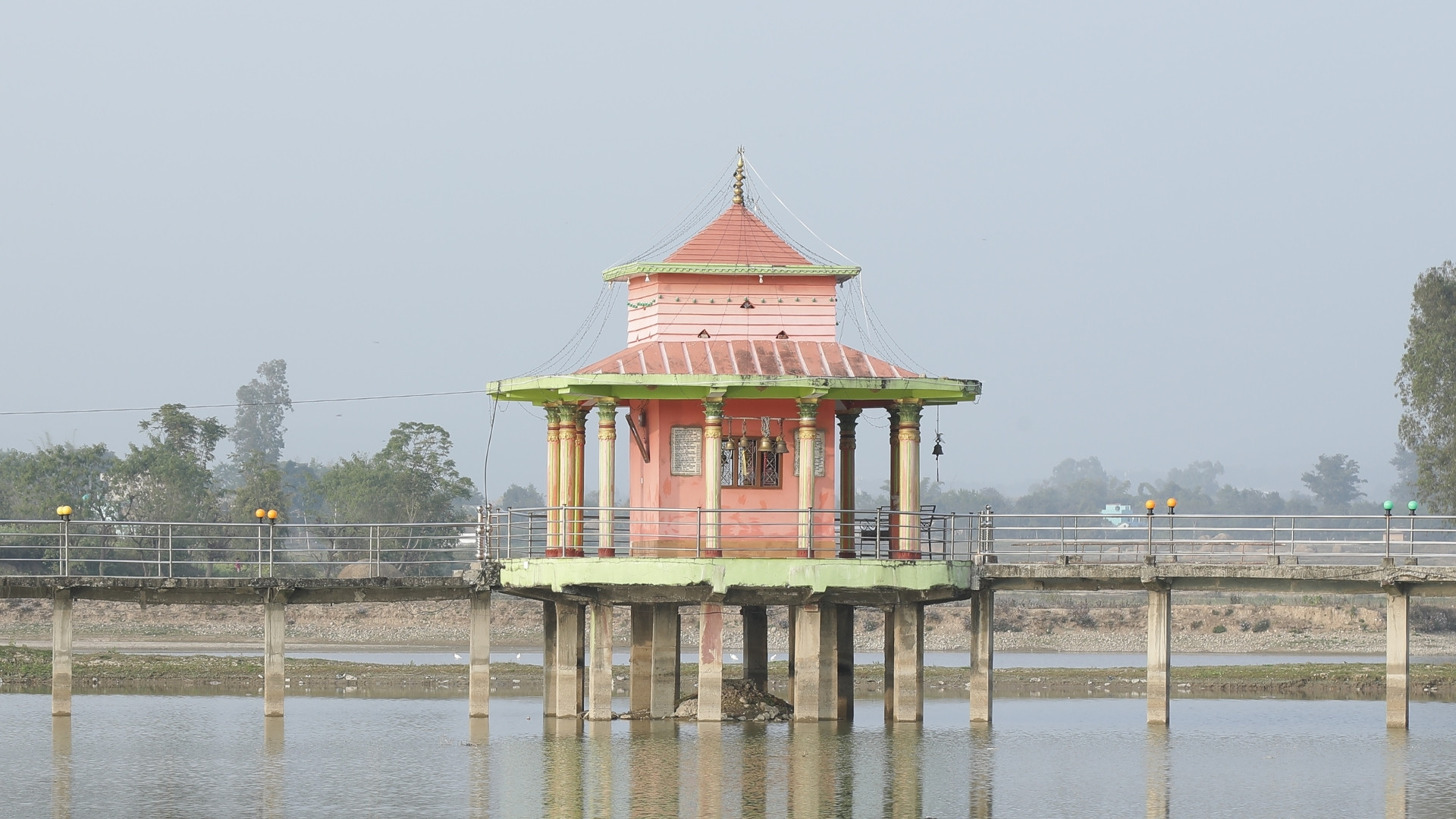 तुलसीपुरमा घट्दै पानीको आपूर्ति
