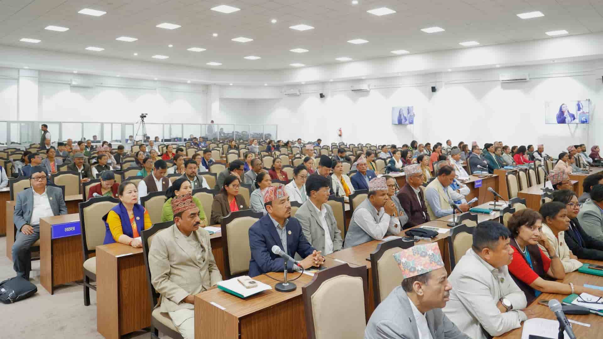 प्रतिनिधिसभा बैठकः राष्ट्रियताका सवालमा सरकारको जवाफ माग, विनियोजन विधेयकमाथि मन्त्रालयगत छलफल सुरू