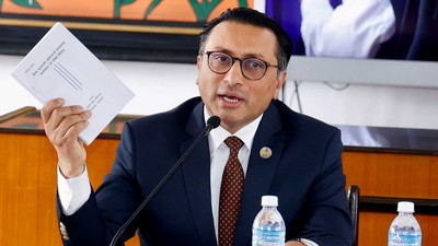 बजेटमाथि उठेका प्रश्नमा अर्थमन्त्रीको जवाफ, प्रश्न गर्ने सांसदका ‘काण्ड’ खोल्ने धम्की